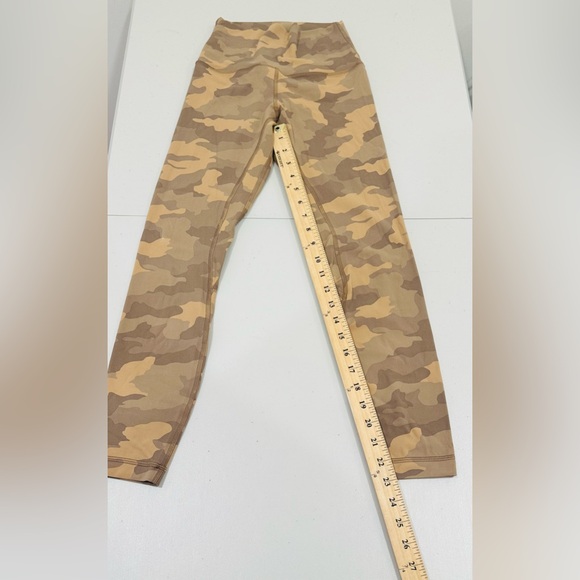 Lululemon Align HR Pant 25" Heritage 365 Camo Beige‎ Multi / Size 2 - Picture 2 of 7